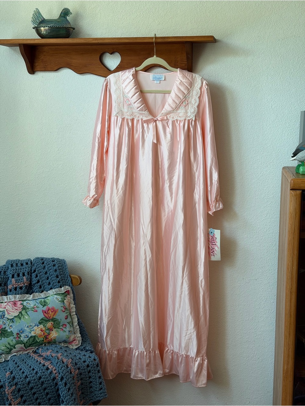 Vintage Stardust pink satin long-sleeve nightgown